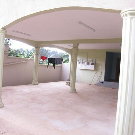 Residence Pascale Bafoussam Luaran gambar